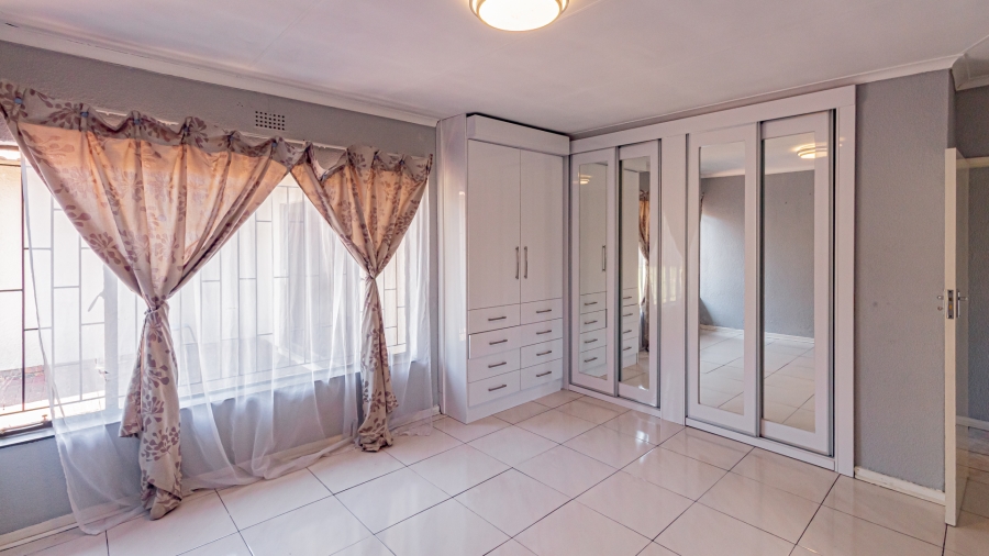 3 Bedroom Property for Sale in Mayberry Park Gauteng