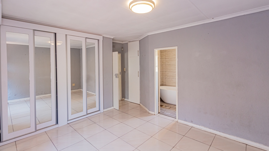 3 Bedroom Property for Sale in Mayberry Park Gauteng