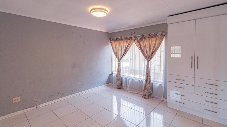 3 Bedroom Property for Sale in Mayberry Park Gauteng