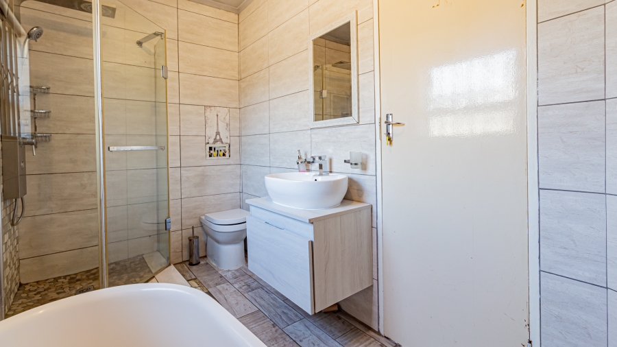 3 Bedroom Property for Sale in Mayberry Park Gauteng