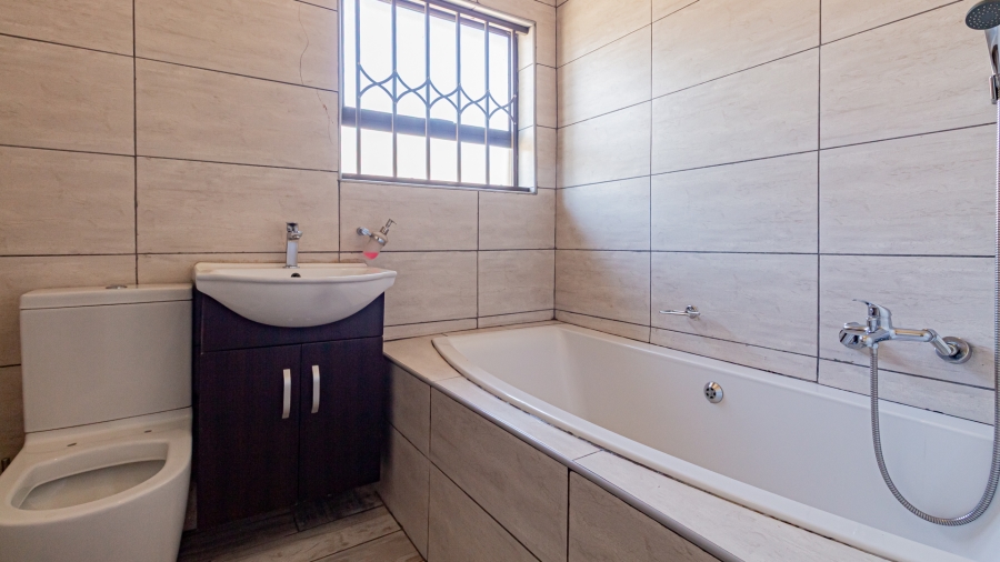 3 Bedroom Property for Sale in Mayberry Park Gauteng