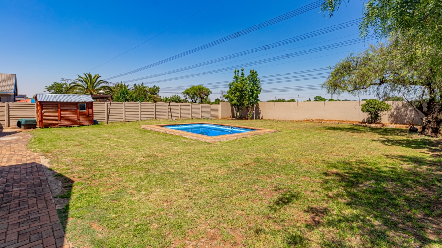 3 Bedroom Property for Sale in Mayberry Park Gauteng