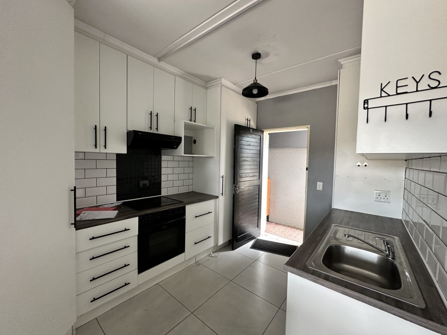 3 Bedroom Property for Sale in Florentia Gauteng
