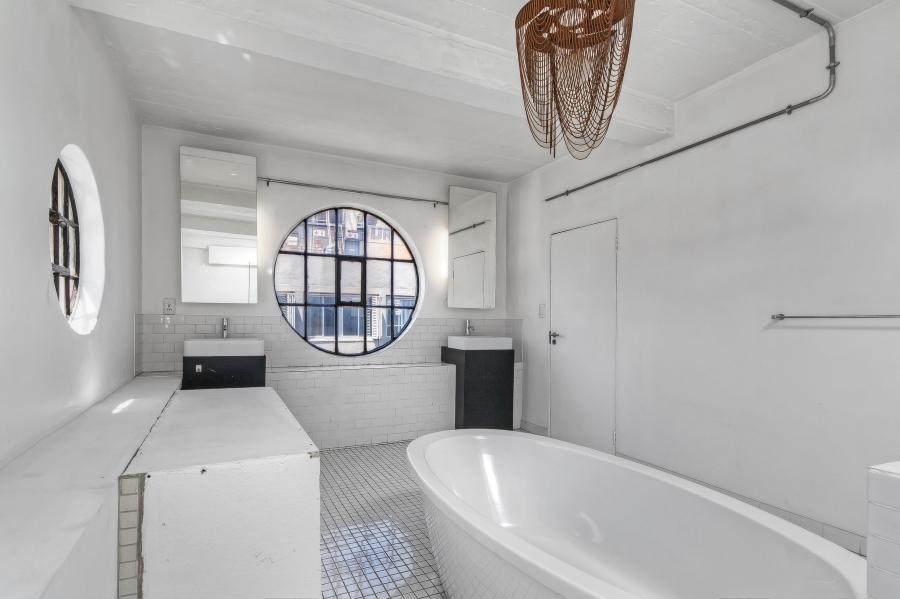 1 Bedroom Property for Sale in Maboneng Gauteng