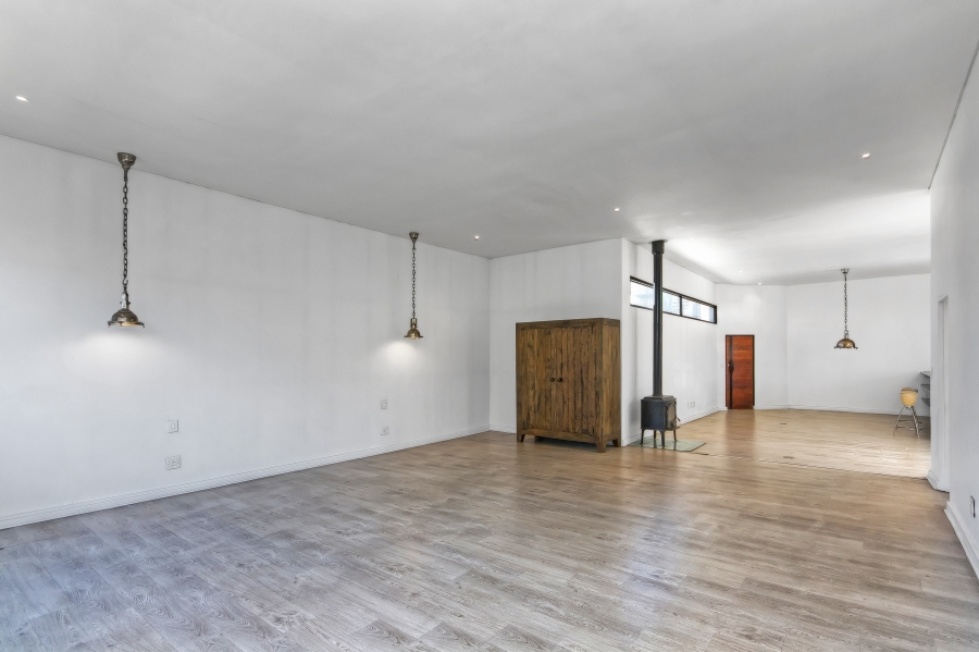 1 Bedroom Property for Sale in Maboneng Gauteng