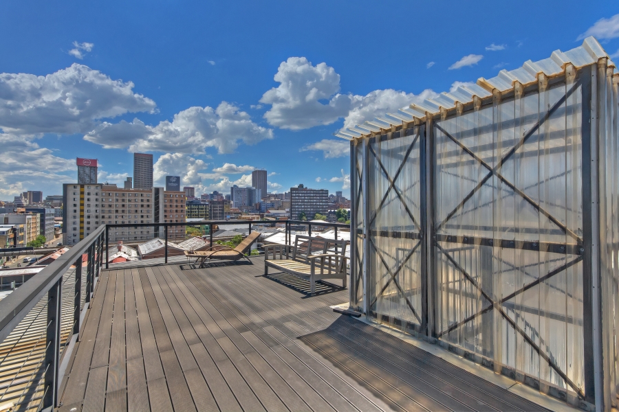 1 Bedroom Property for Sale in Maboneng Gauteng