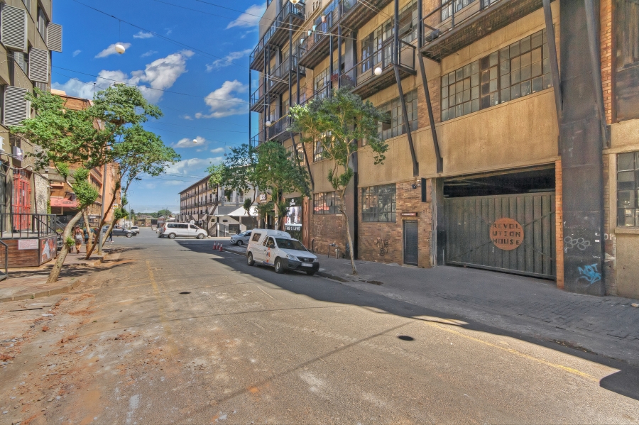 1 Bedroom Property for Sale in Maboneng Gauteng