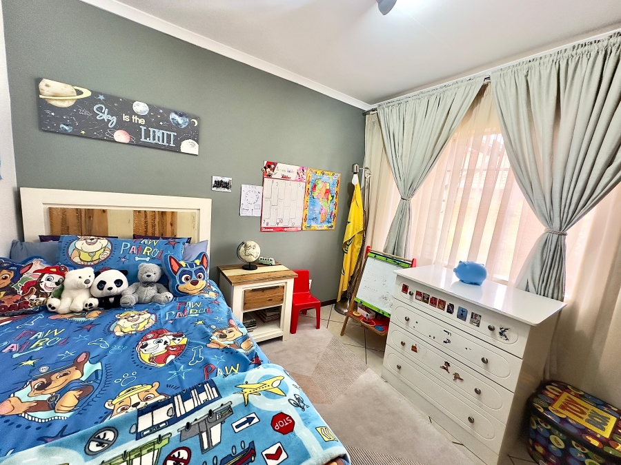 To Let 3 Bedroom Property for Rent in Monavoni Gauteng