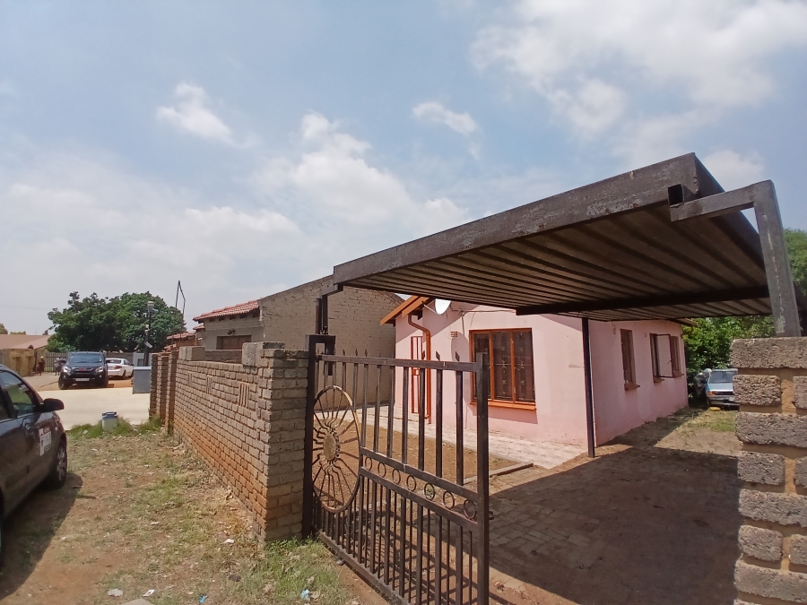 3 Bedroom Property for Sale in Elspark Gauteng