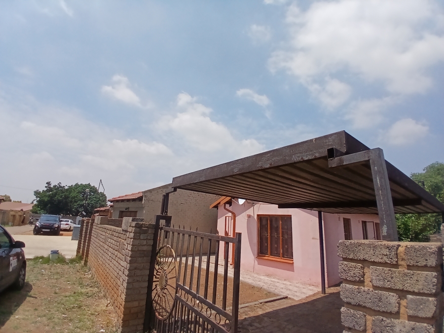 3 Bedroom Property for Sale in Elspark Gauteng