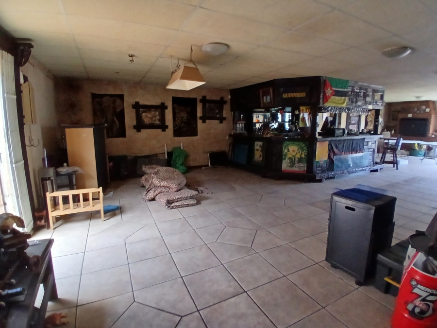 3 Bedroom Property for Sale in Klippoortje Gauteng