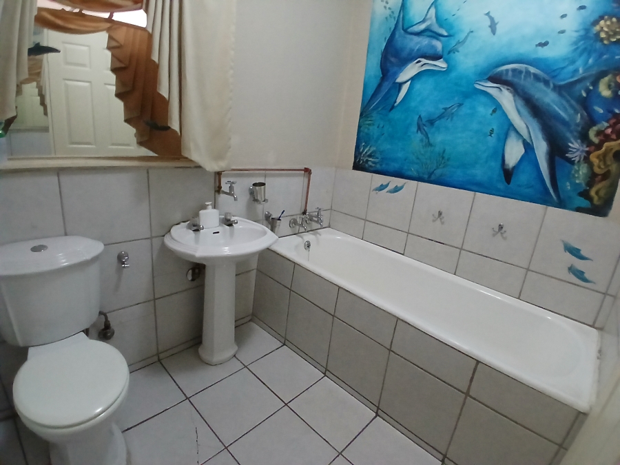 3 Bedroom Property for Sale in Klippoortje Gauteng