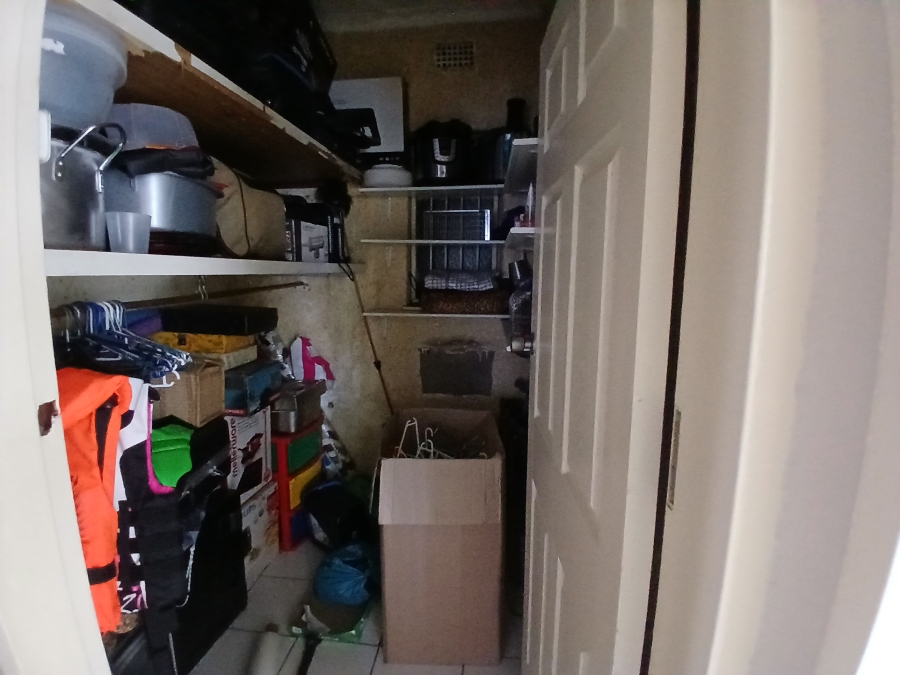 3 Bedroom Property for Sale in Klippoortje Gauteng