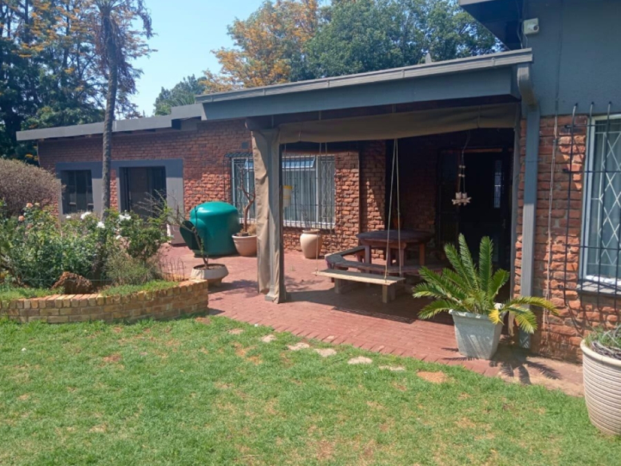 3 Bedroom Property for Sale in Brackenhurst Gauteng