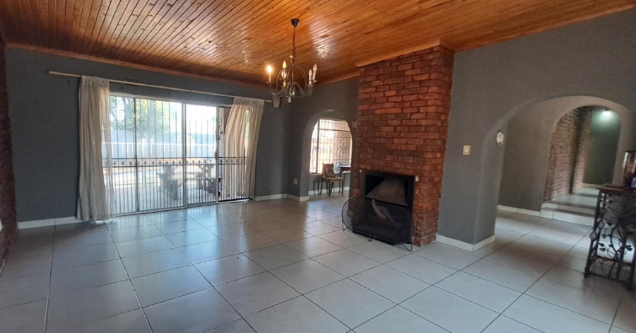 3 Bedroom Property for Sale in Brackenhurst Gauteng