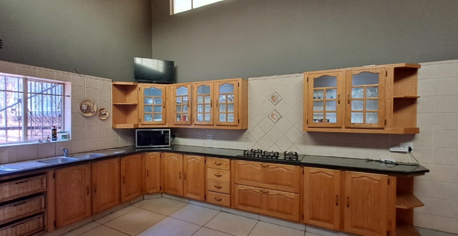 3 Bedroom Property for Sale in Brackenhurst Gauteng