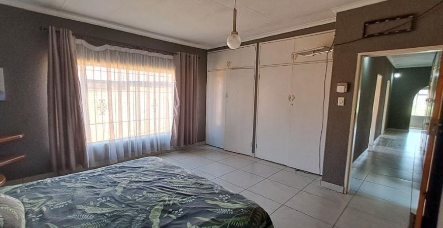 3 Bedroom Property for Sale in Brackenhurst Gauteng