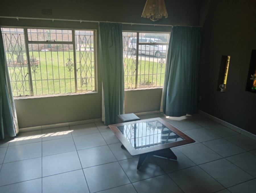 3 Bedroom Property for Sale in Brackenhurst Gauteng