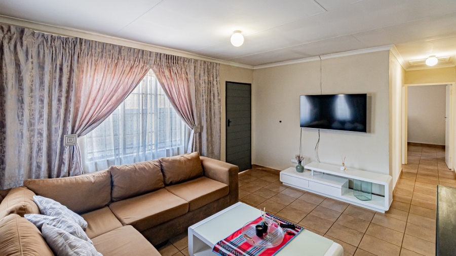 3 Bedroom Property for Sale in Sky City Gauteng