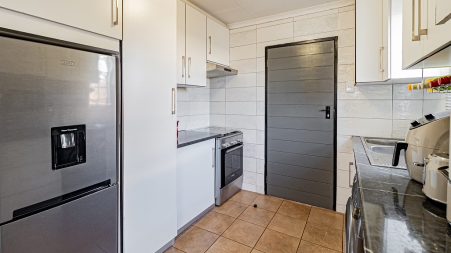 3 Bedroom Property for Sale in Sky City Gauteng