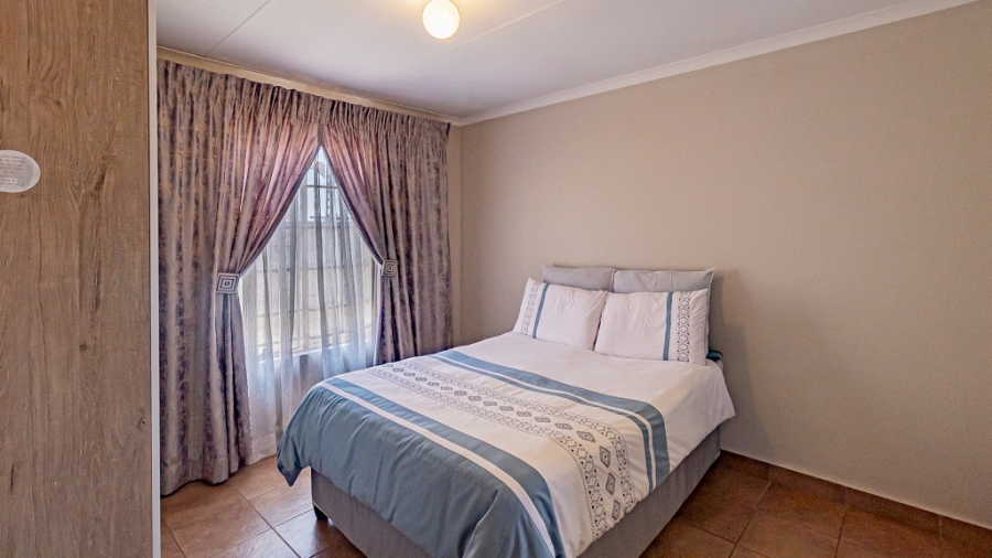 3 Bedroom Property for Sale in Sky City Gauteng