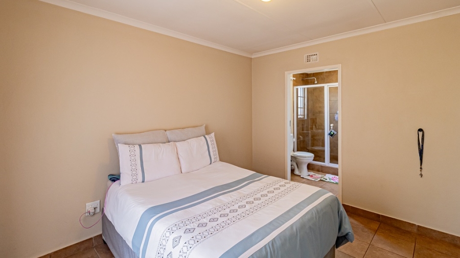 3 Bedroom Property for Sale in Sky City Gauteng