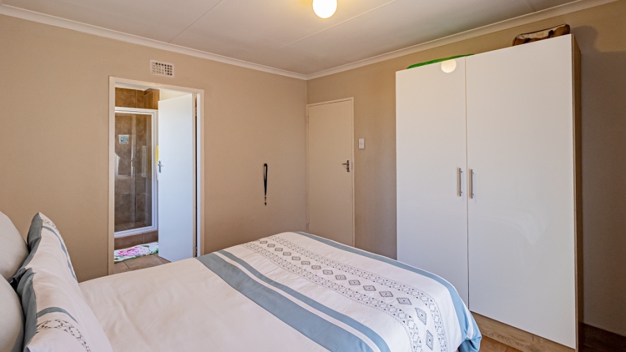 3 Bedroom Property for Sale in Sky City Gauteng