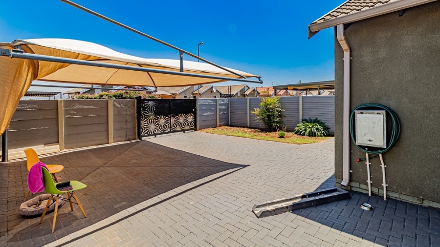 3 Bedroom Property for Sale in Sky City Gauteng