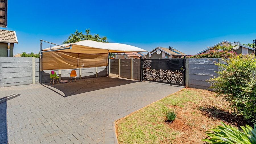 3 Bedroom Property for Sale in Sky City Gauteng