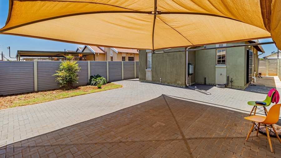 3 Bedroom Property for Sale in Sky City Gauteng