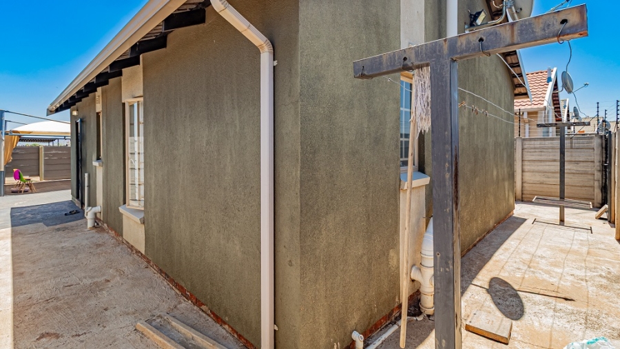 3 Bedroom Property for Sale in Sky City Gauteng