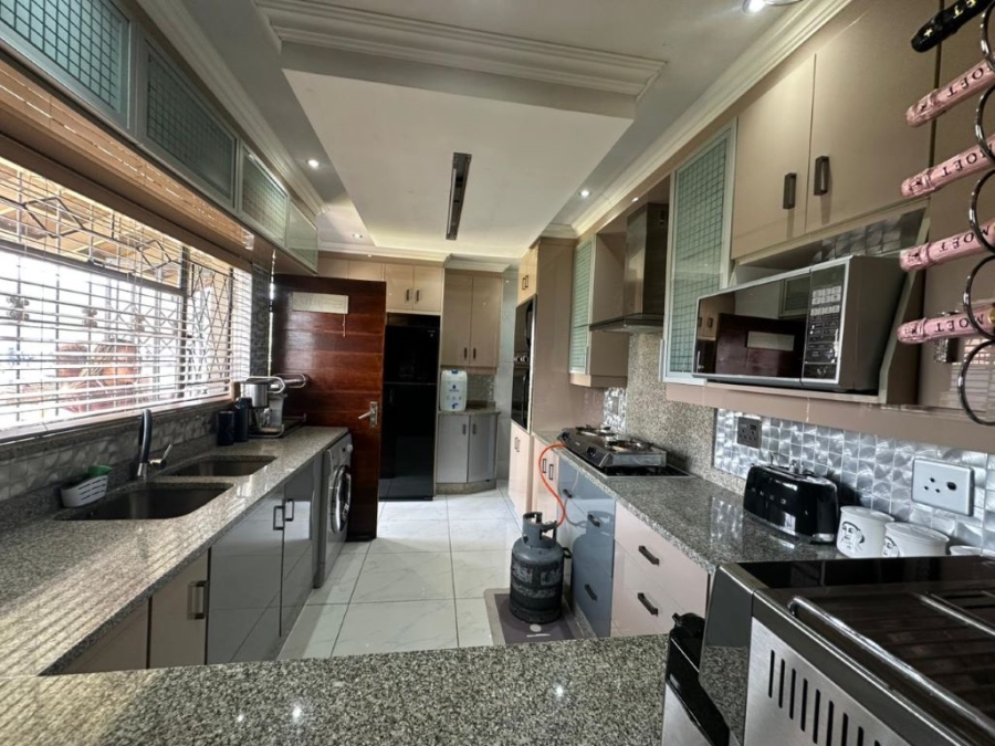3 Bedroom Property for Sale in Leondale Gauteng