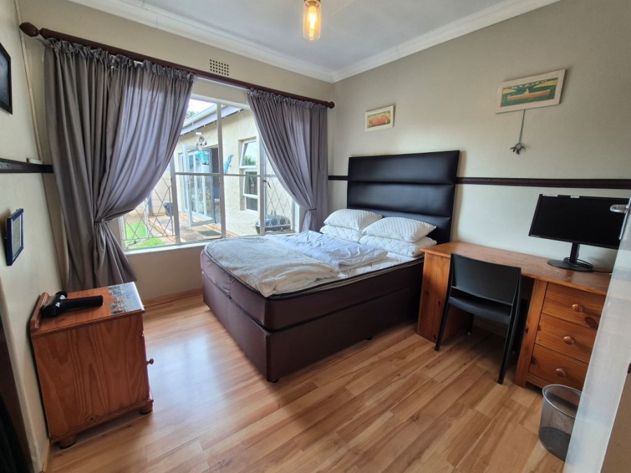 3 Bedroom Property for Sale in Brackendowns Gauteng
