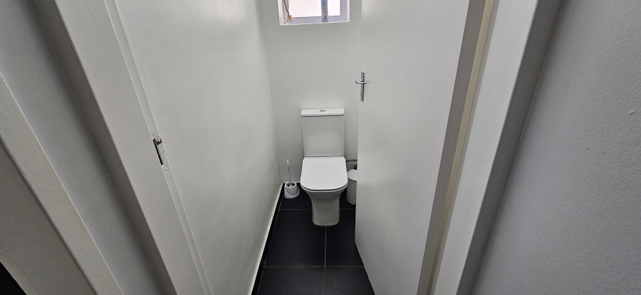 3 Bedroom Property for Sale in South Crest Gauteng