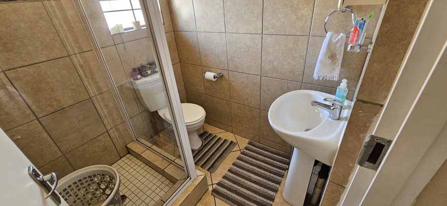 3 Bedroom Property for Sale in New Market Gauteng