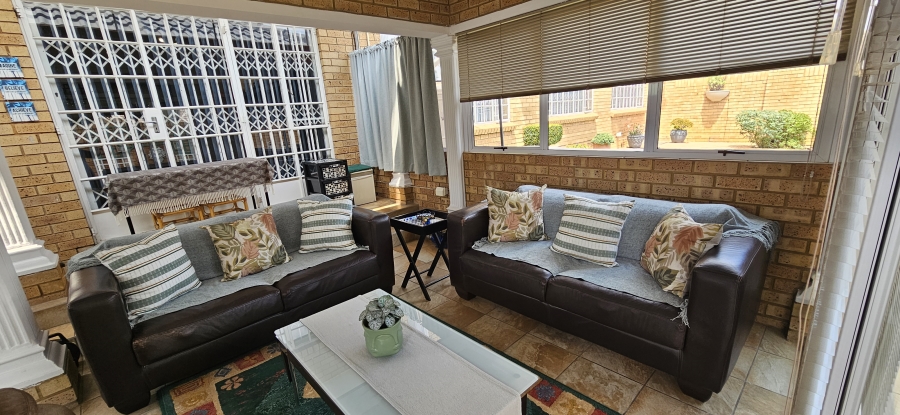 4 Bedroom Property for Sale in New Redruth Gauteng