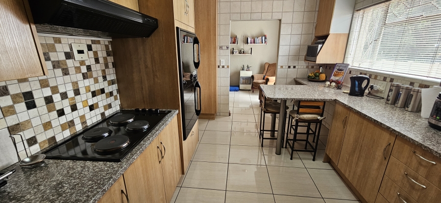 4 Bedroom Property for Sale in Randhart Gauteng