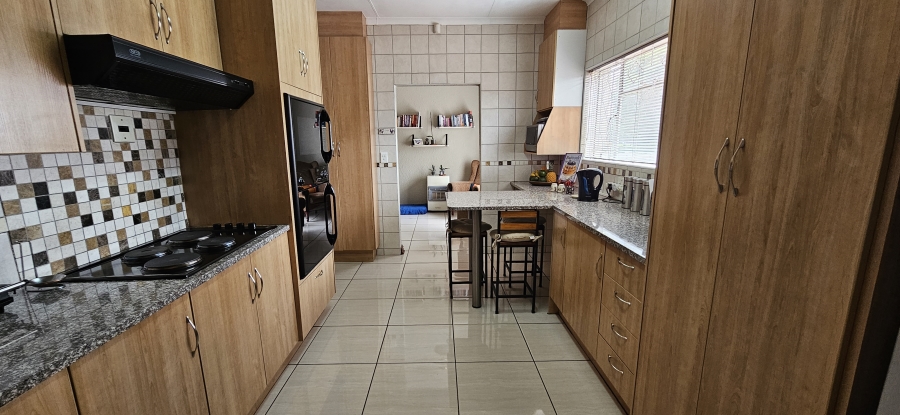4 Bedroom Property for Sale in Randhart Gauteng