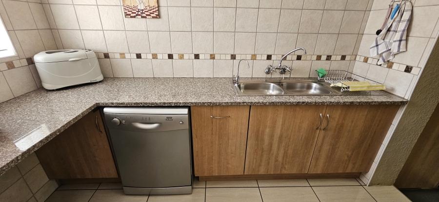 4 Bedroom Property for Sale in Randhart Gauteng