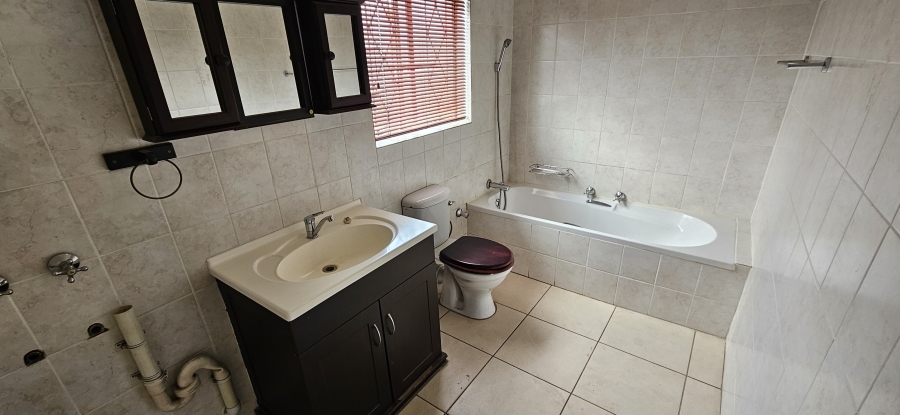 4 Bedroom Property for Sale in Randhart Gauteng