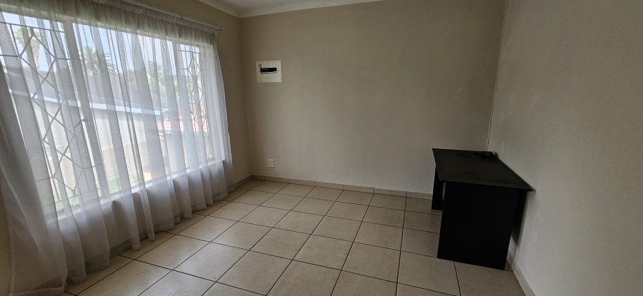 4 Bedroom Property for Sale in Randhart Gauteng