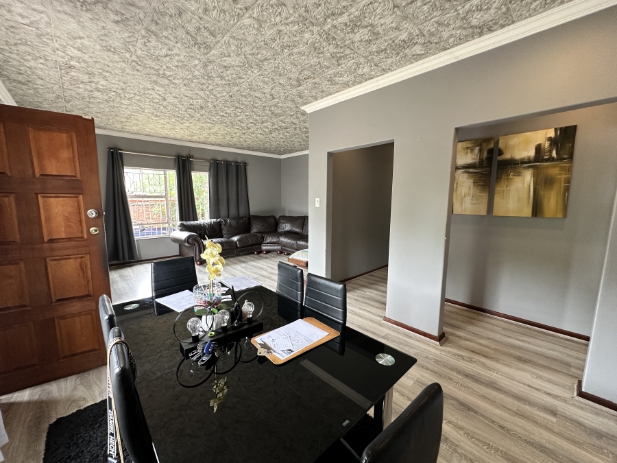 3 Bedroom Property for Sale in Gosforth Park Gauteng