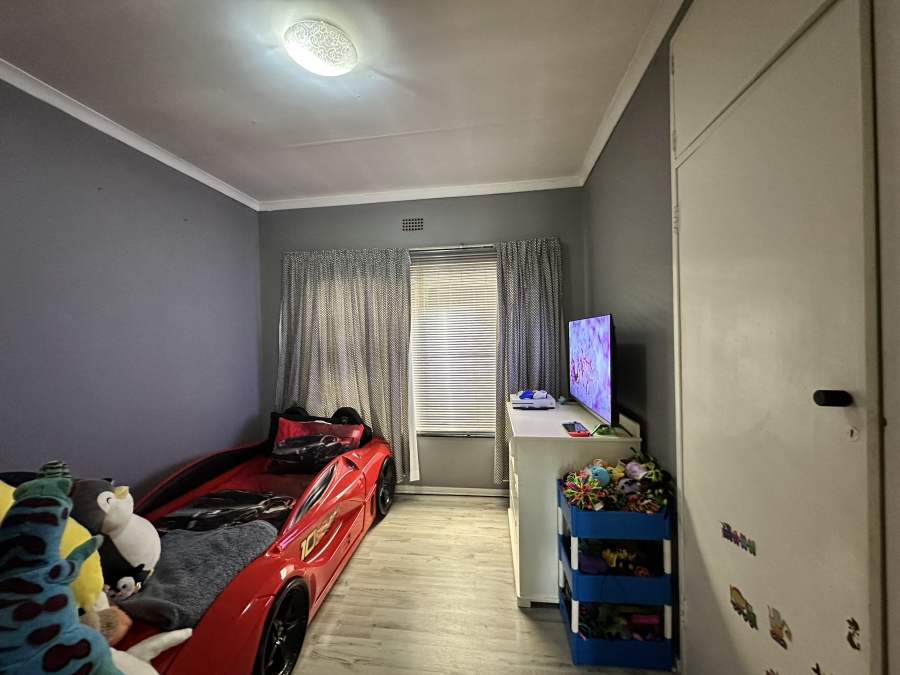 3 Bedroom Property for Sale in Gosforth Park Gauteng