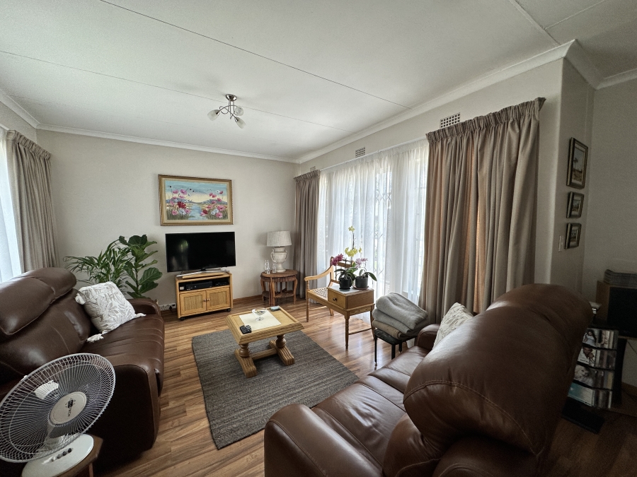 2 Bedroom Property for Sale in Verwoerdpark Gauteng