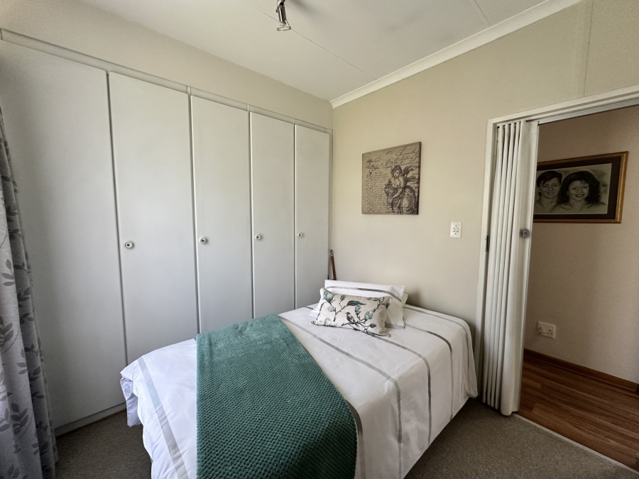 2 Bedroom Property for Sale in Verwoerdpark Gauteng