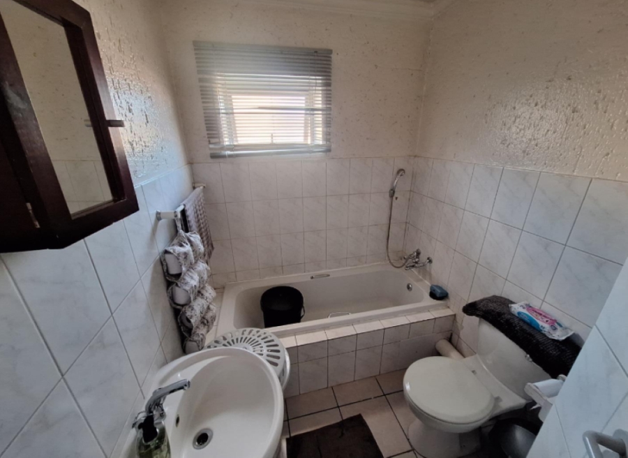 2 Bedroom Property for Sale in Winchester Hills Gauteng