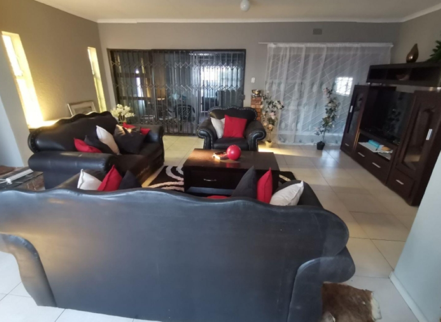 3 Bedroom Property for Sale in Mayberry Park Gauteng