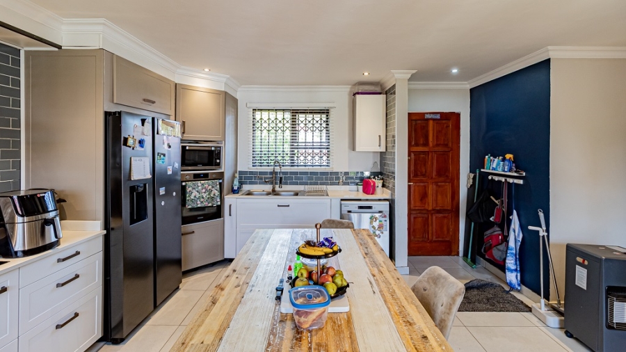 2 Bedroom Property for Sale in Ormonde Gauteng