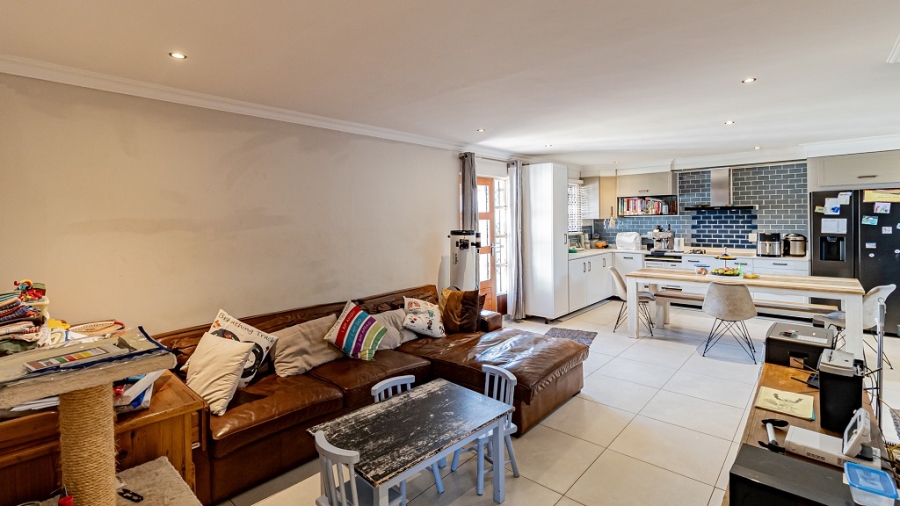 2 Bedroom Property for Sale in Ormonde Gauteng