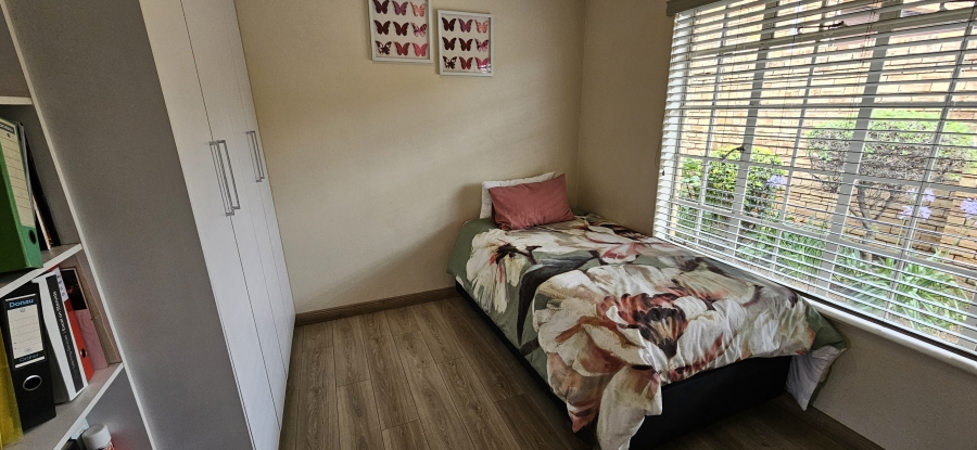 3 Bedroom Property for Sale in New Redruth Gauteng